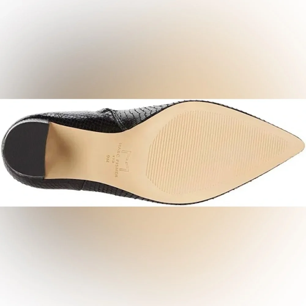 NIB Marc Fisher ULANI2 HEELED BOOTIE